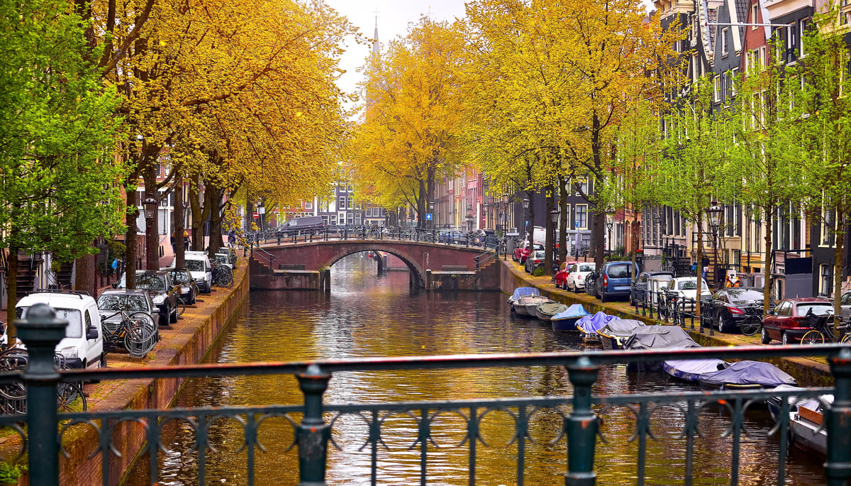 Ámsterdam Holanda Canales Casas Barco